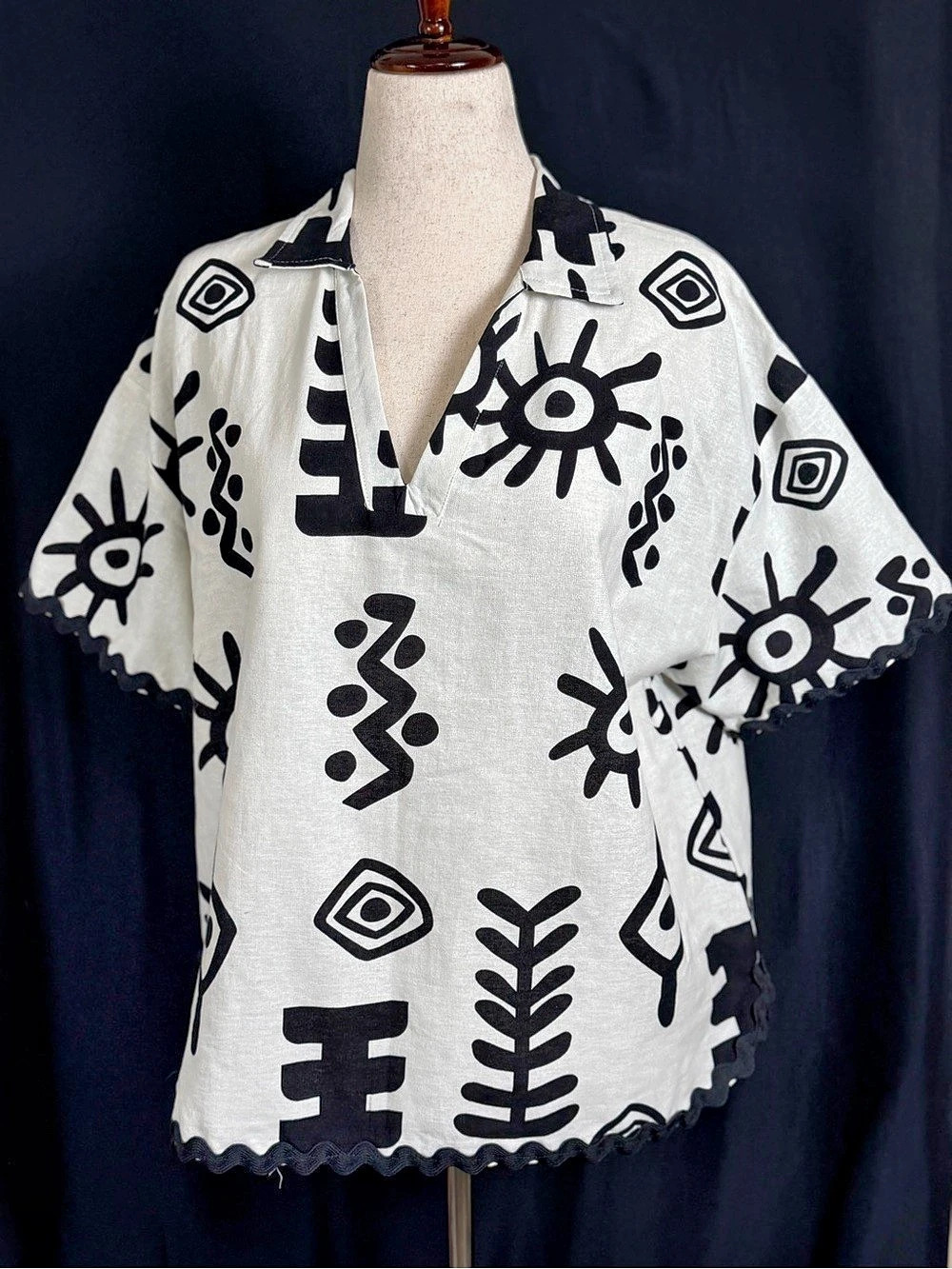Umgee Geometric Blouse in Black & White Size Large Tunic Cotton Boho Resortwear